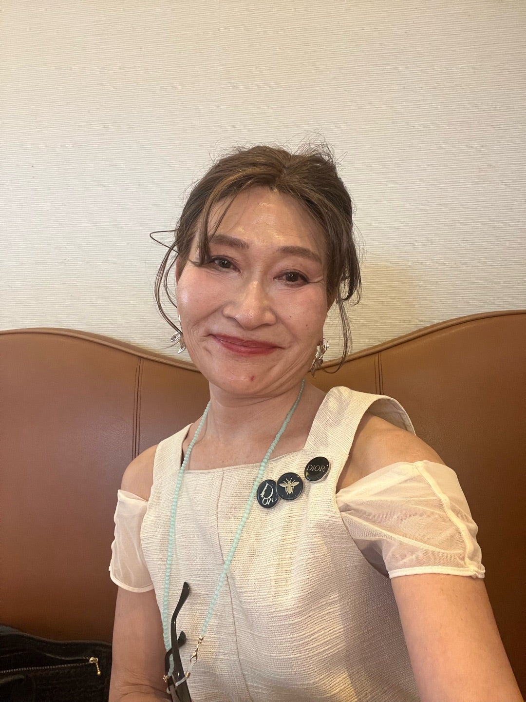 体の変化も笑いに変える大人の表情