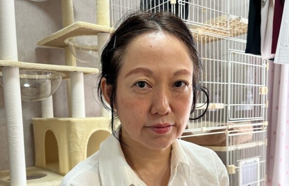 眉のメイクレッスンを受けたお客様の表情